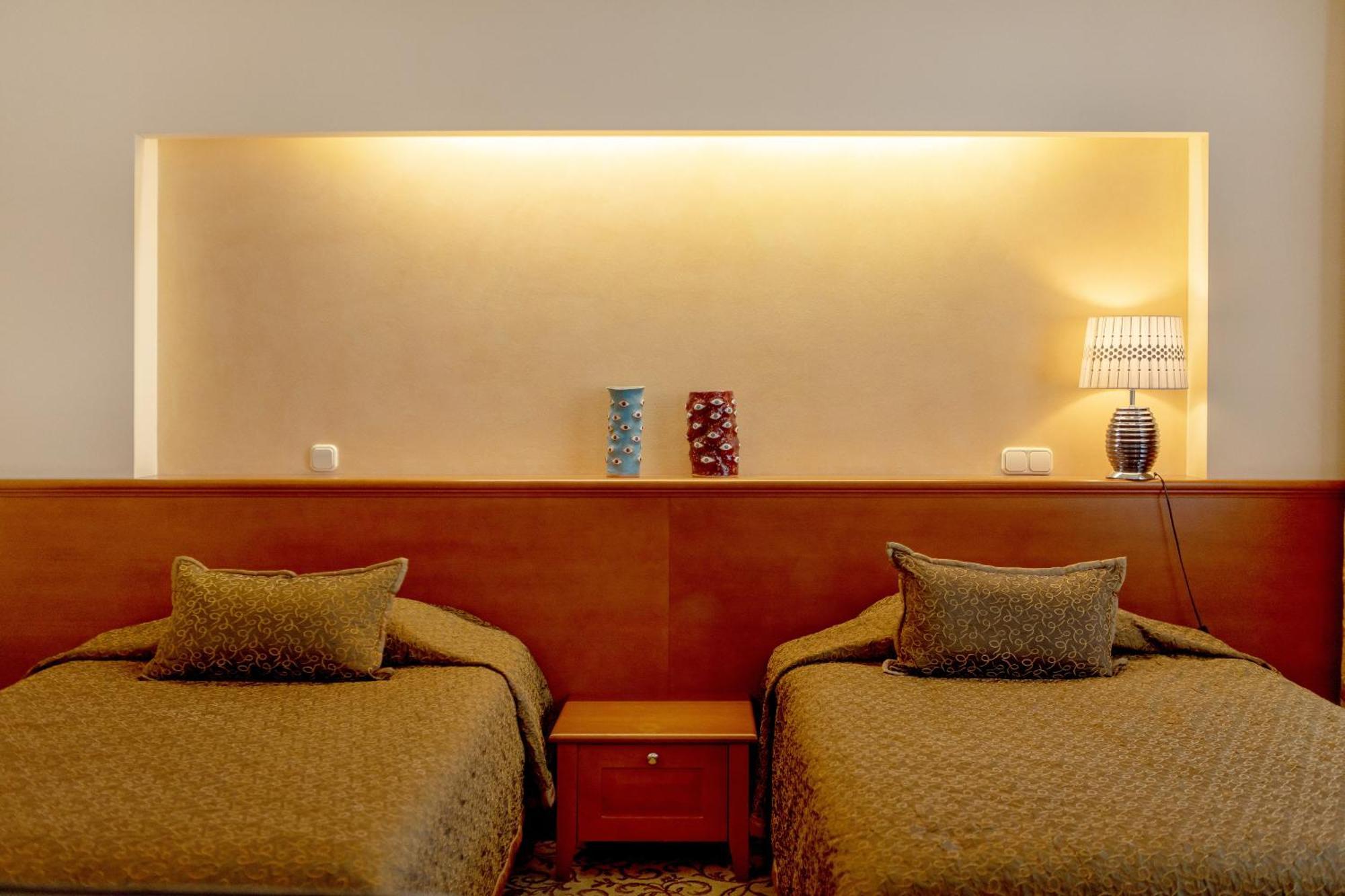 קובנה Pazaislis Park Hotel מראה חיצוני תמונה