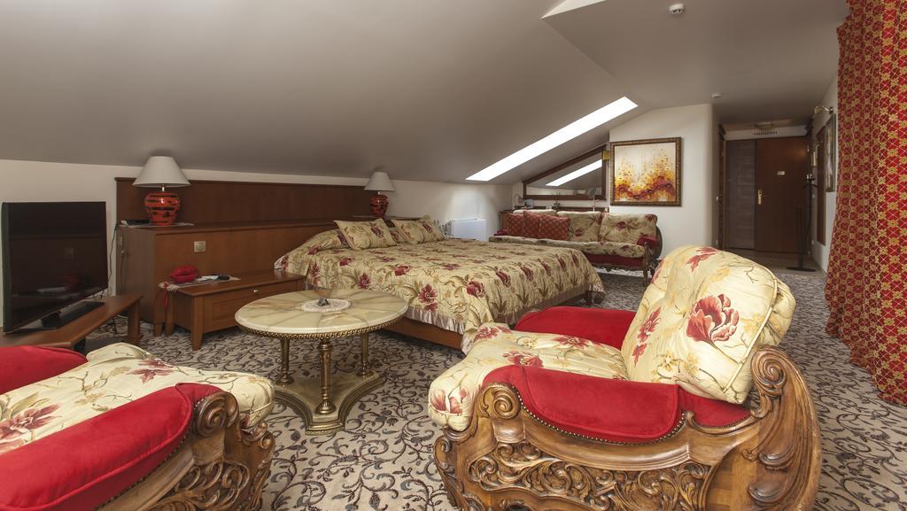 קובנה Pazaislis Park Hotel מראה חיצוני תמונה