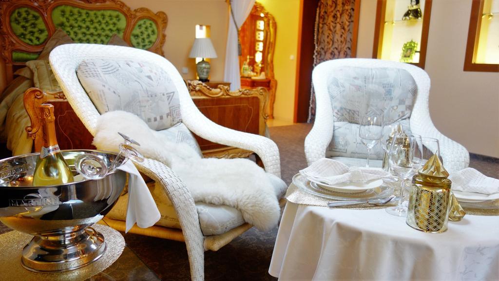 קובנה Pazaislis Park Hotel מראה חיצוני תמונה