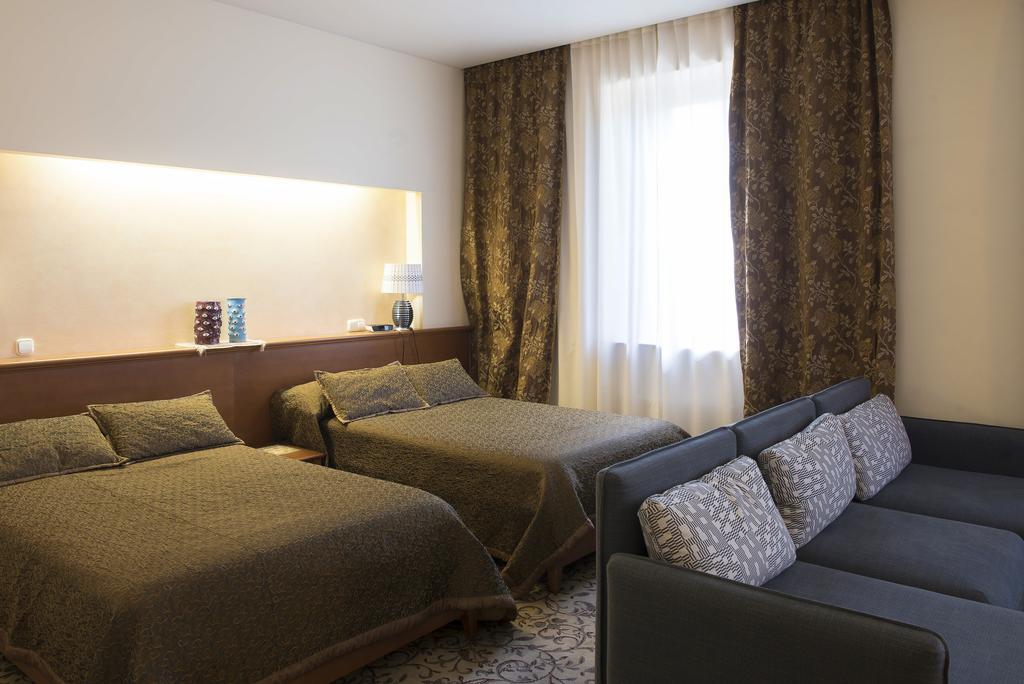 קובנה Pazaislis Park Hotel מראה חיצוני תמונה